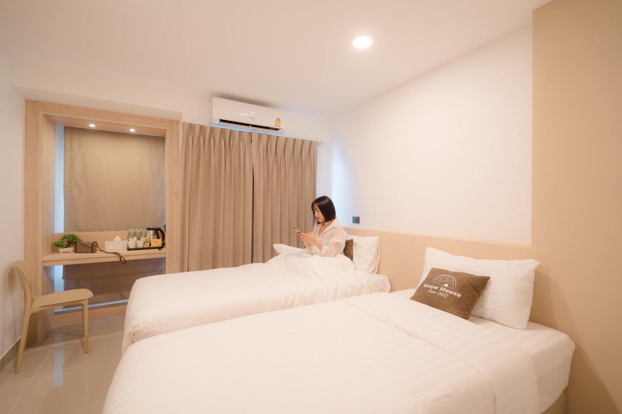 Hotel Snow House Buriram Exteriér fotografie