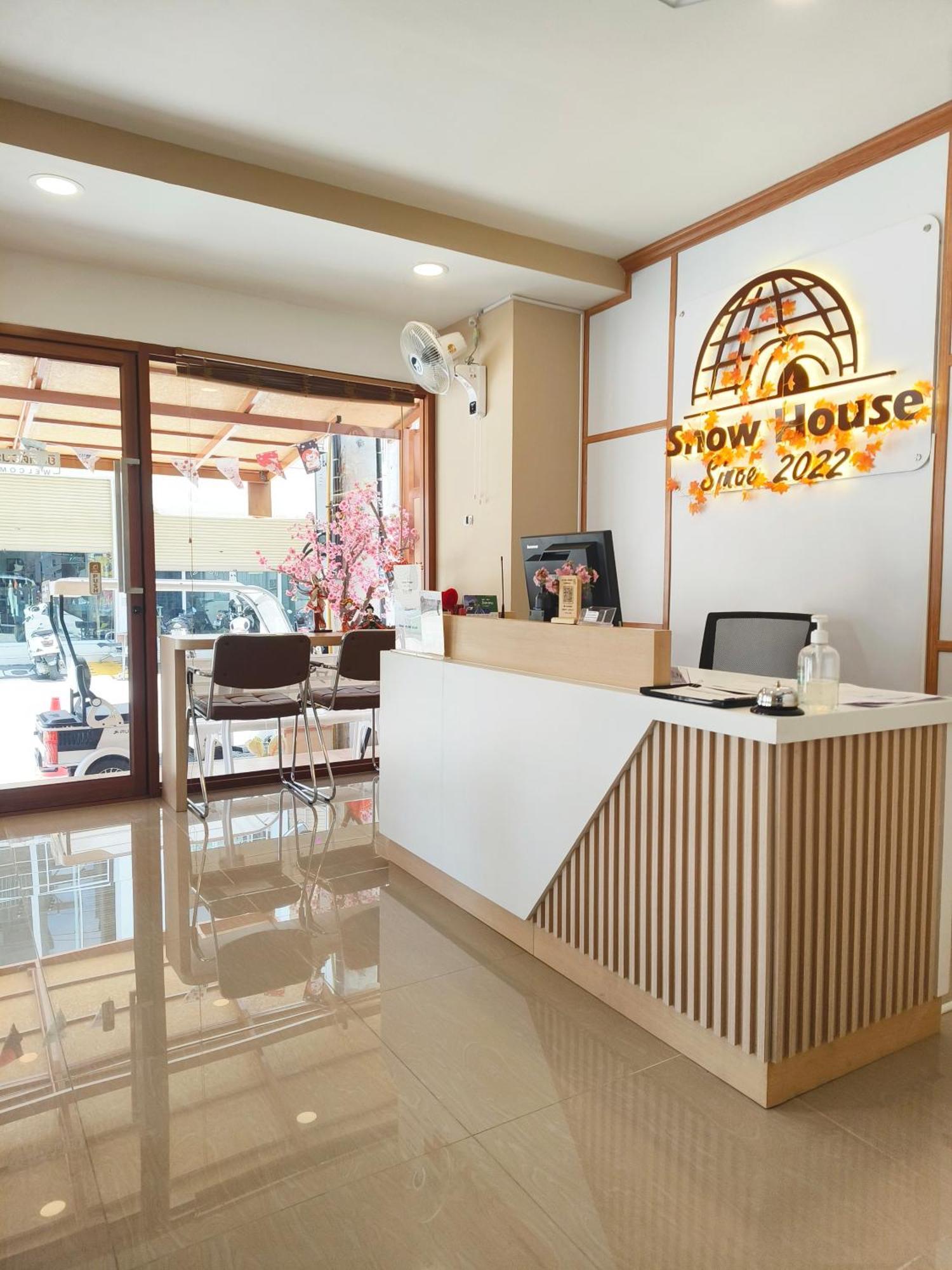 Hotel Snow House Buriram Exteriér fotografie